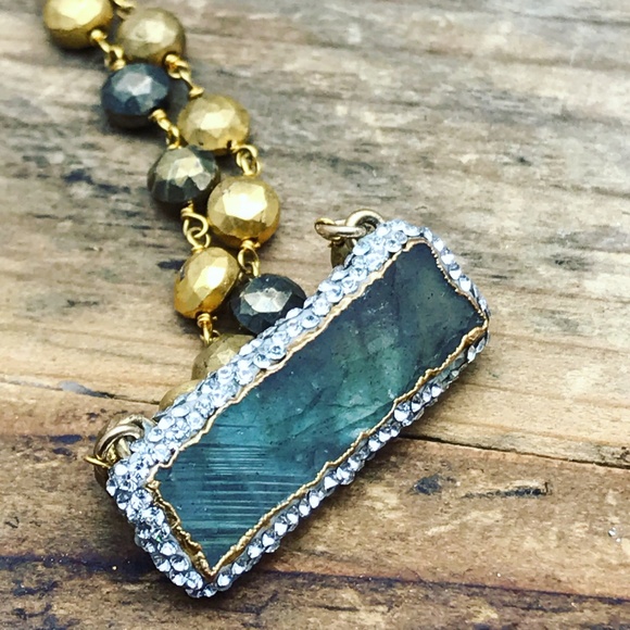 Matana Labradorite Pyrite rectangle pavé necklace - Picture 3 of 8